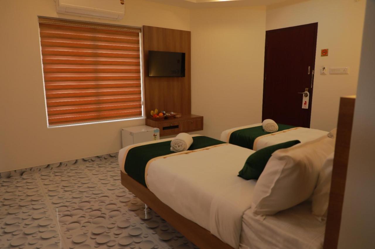 Отель Delano Residency Kaliyal Экстерьер фото